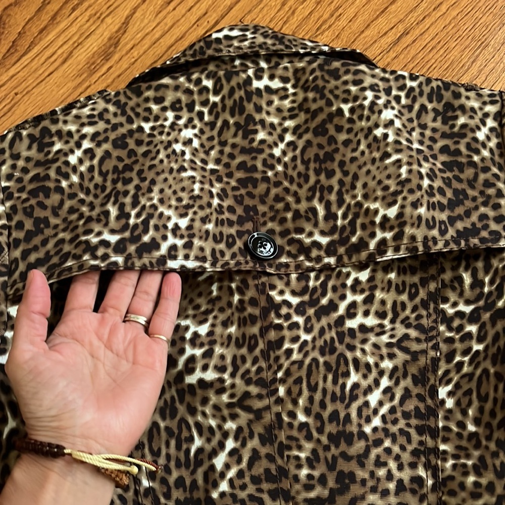 Mini trench jacket. - Picture 6 of 6